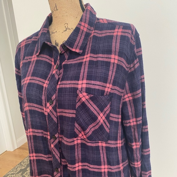 Rails Women’s Navy Mauve Hunter Button-Down Shirt Sz L - Picture 3 of 11